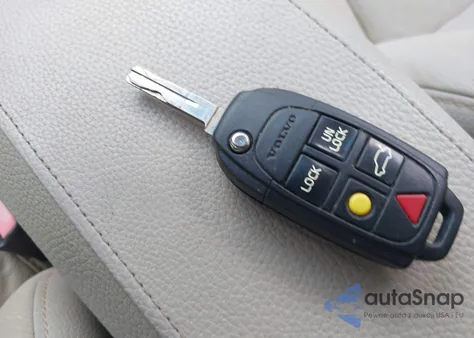 2012 Volvo Xc90 3.2 Platinum z USA, uszkodzony, nr VIN YV4952CY1C1614413